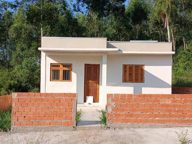 #cas130 - Casa para Venda em Montenegro - RS