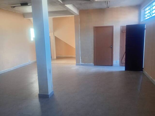 Sala para Locação em Montenegro - 2